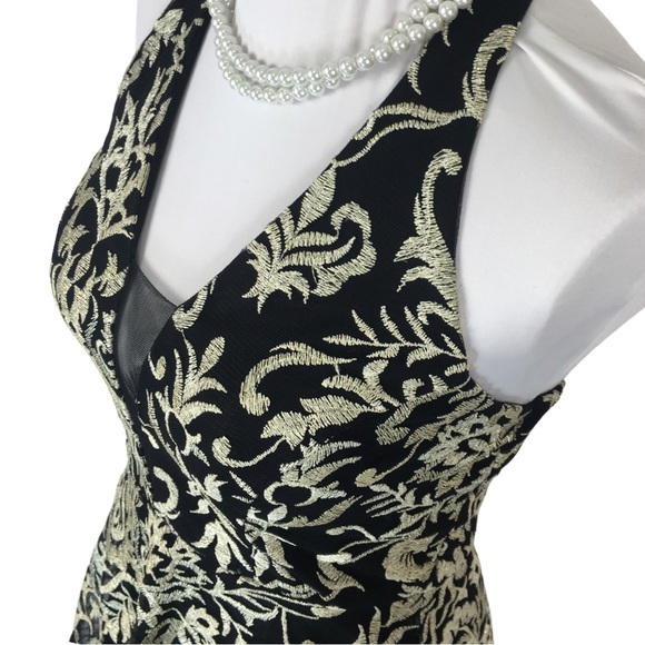 Windsor Halter Black Gold Embroider Open Back Fit n Flare Mini Dress sizE 3 - Picture 3 of 12